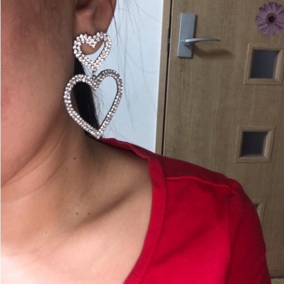 Double Shimmering ❤️s Rhinestone Hanging Earrings! - Picture 7 of 7